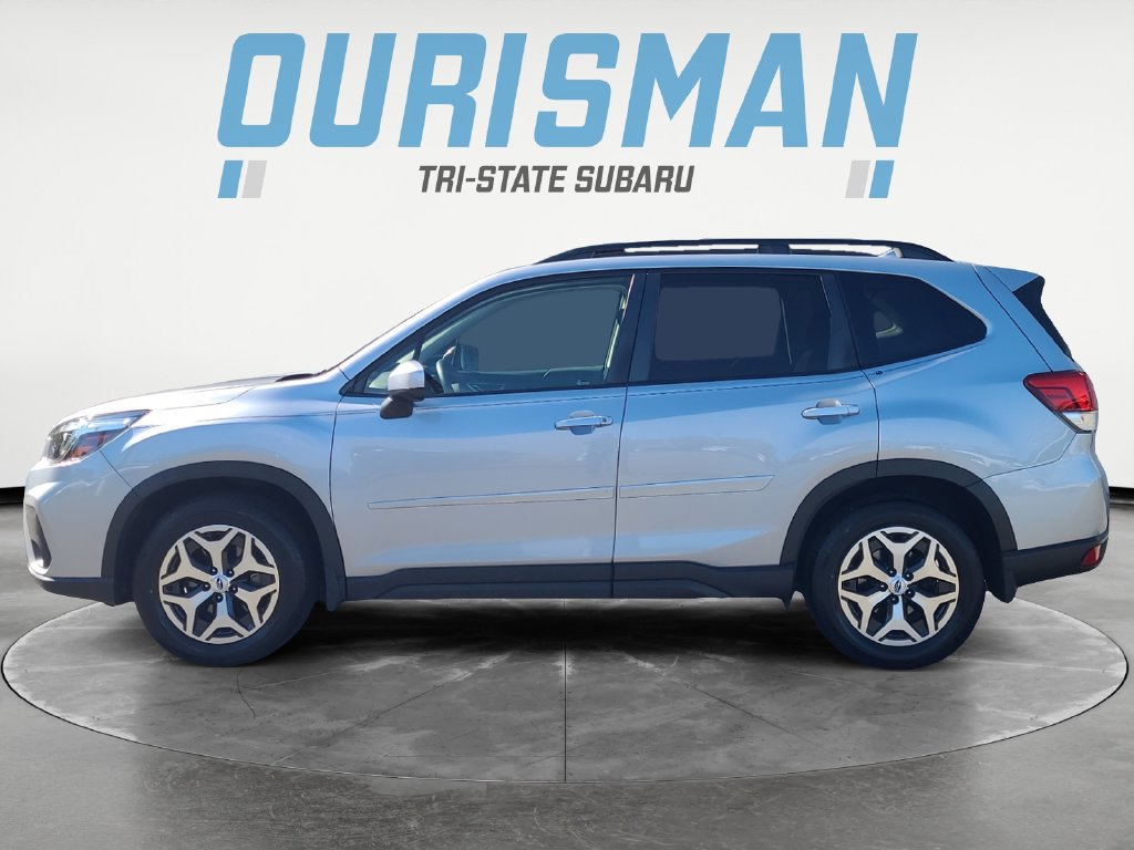 Used 2019 Subaru Forester Premium AWD/4WD image 3