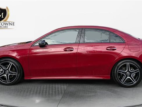 Used 2021 Mercedes-Benz A 220 4MATIC image 2