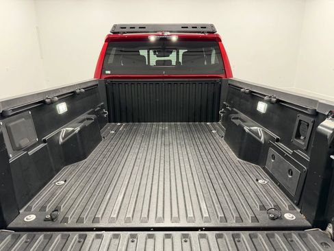 Used 2024 Toyota Tacoma TRD Off-Road w/ TRD Off Road Upgrade Package AWD/4WD image 20