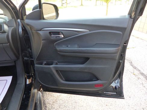 Used 2017 Honda Pilot EX-L image 49