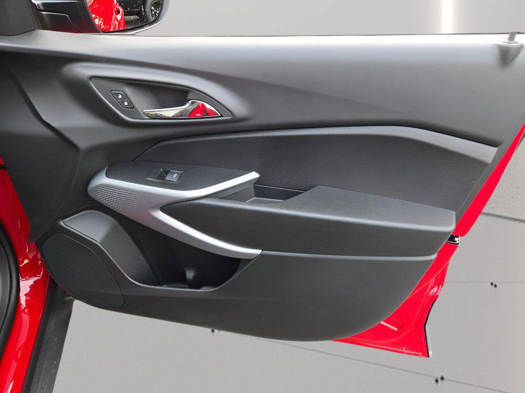 New 2026 Chevrolet Trax LS FWD image 5