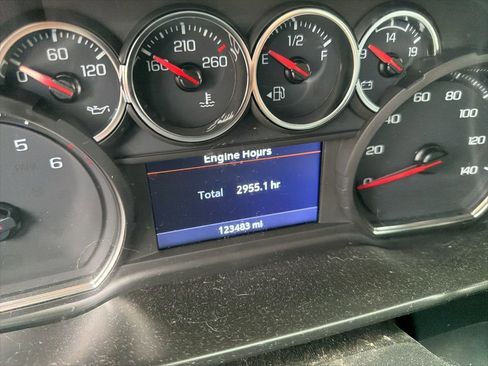 Used 2021 Chevrolet Silverado 1500 Custom Trail Boss w/ Safety Confidence Package image 12