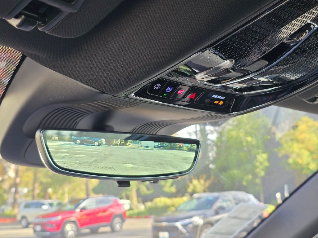 New 2027 Cadillac Vistiq Luxury AWD/4WD image 27