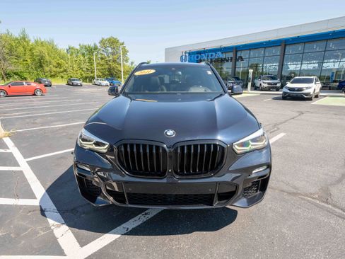 Used 2021 BMW X5 xDrive40i w/ M Sport Package AWD/4WD image 2