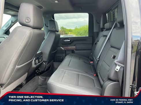 Used 2021 GMC Sierra 3500 Denali w/ Denali Ultimate Package AWD/4WD image 11