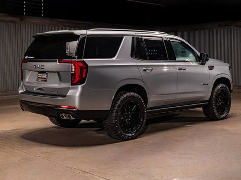 Used 2026 GMC Yukon AT4 Ultimate AWD/4WD image 10