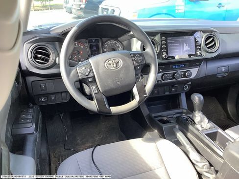 Used 2022 Toyota Tacoma SR AWD/4WD image 9