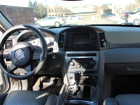 Used 2006 Jeep Grand Cherokee SRT8 w/ SRT Option Group I AWD/4WD image 25