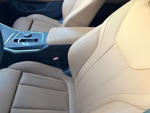 Used 2023 BMW i4 eDrive35 RWD image 3