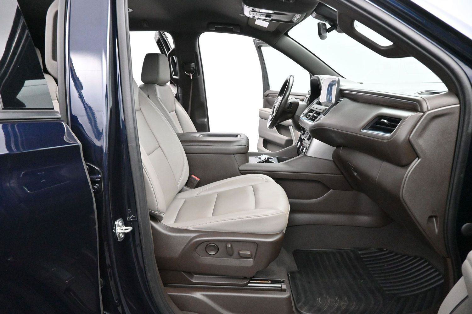 Used 2021 Chevrolet Tahoe Z71 AWD/4WD image 35