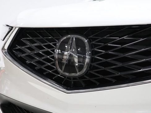 Used 2025 Acura MDX SH-AWD image 10