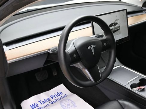 Used 2023 Tesla Model 3 Standard Range RWD image 17