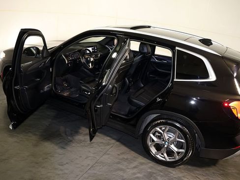 Used 2023 BMW X3 xDrive30i w/ Premium Package AWD/4WD image 5