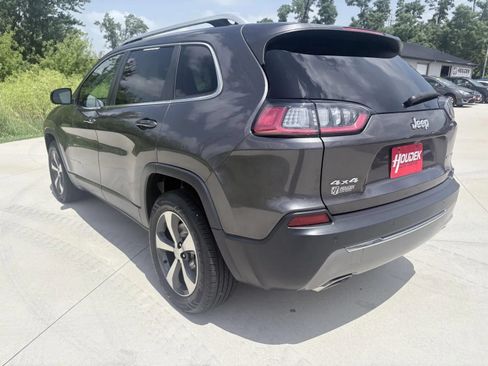 Used 2019 Jeep Cherokee Limited AWD/4WD image 9