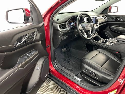 Used 2023 GMC Acadia SLT w/ Preferred Package image 25