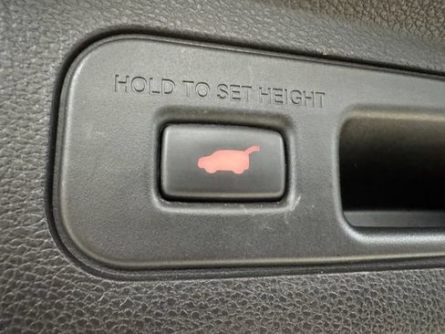 Used 2018 Honda Odyssey Elite image 25