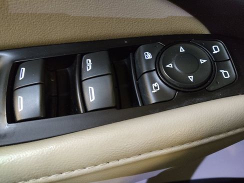 Used 2019 Buick Enclave Premium w/ Experience Buick Package image 27