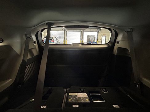 Used 2022 Toyota Sienna XLE image 14