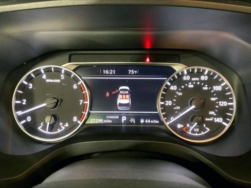 Used 2025 Nissan Rogue SV FWD image 20