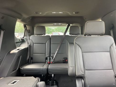 Used 2025 Chevrolet Tahoe Premier RWD image 40