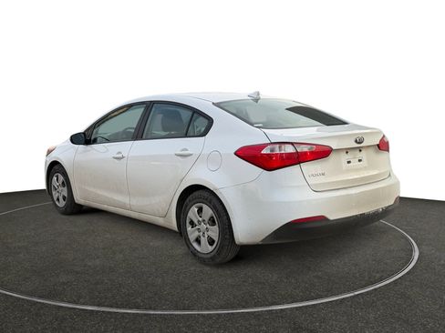 Used 2016 Kia Forte LX image 3