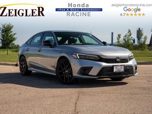 Used 2024 Honda Civic Sport image 1