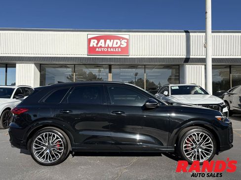 Used 2025 Audi SQ5 Premium Plus AWD/4WD image 1