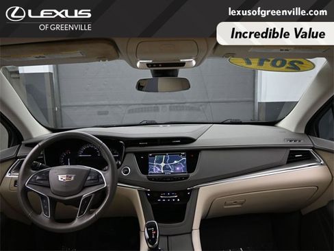 Used 2017 Cadillac XT5 Luxury w/ Driver Awareness Package image 27