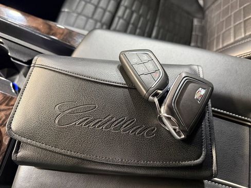 Used 2021 Cadillac Escalade Sport Platinum w/ Heavy-Duty Trailer Package image 47