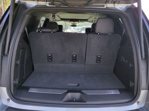 Used 2023 Chevrolet Tahoe High Country w/ Advanced Technology Package image 13