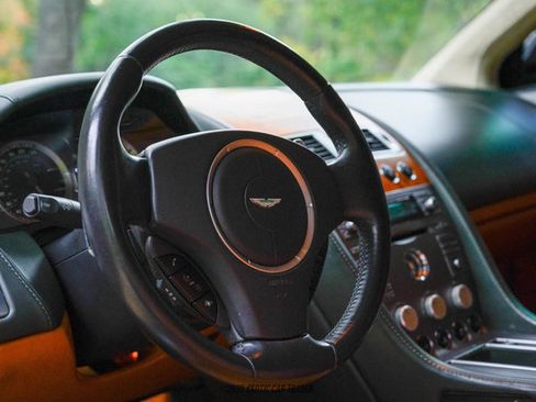 Used 2006 Aston Martin DB9 Volante image 35