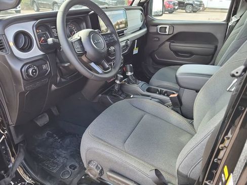 New 2026 Jeep Gladiator Willys image 13