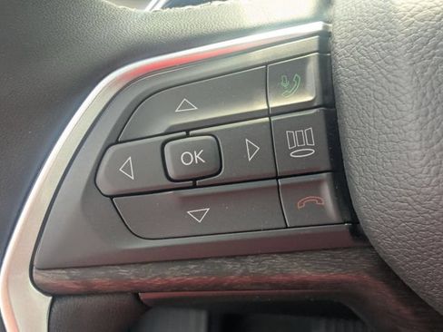 New 2026 Jeep Grand Cherokee L 2WD image 17