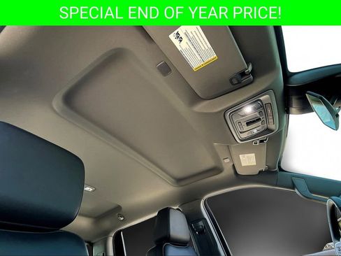 Used 2025 Chevrolet Silverado 1500 RST w/ Dark Appearance Package image 27