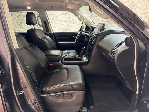 Used 2024 INFINITI QX80 Luxe RWD image 10