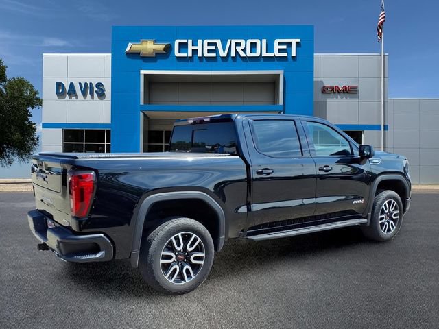 Used 2025 GMC Sierra 1500 AT4 w/ AT4 Premium Package AWD/4WD image 3
