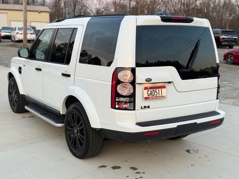 Used 2016 Land Rover LR4 HSE Silver Edition image 10