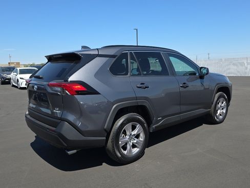 Certified 2024 Toyota RAV4 LE AWD/4WD image 8