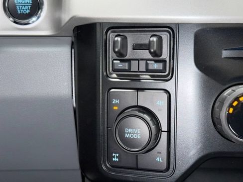 New 2026 Ford F350 XLT w/ XLT Premium Package AWD/4WD image 23