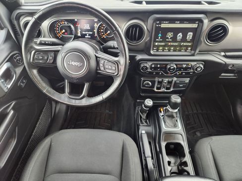 Used 2021 Jeep Gladiator Sport AWD/4WD image 26