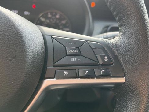 Used 2021 Nissan Kicks SV FWD image 14