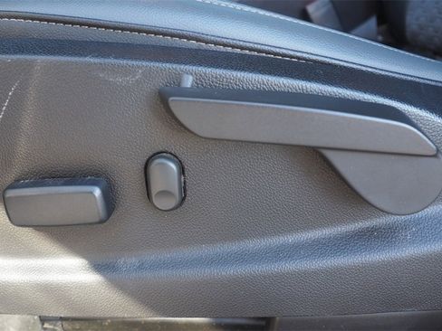 Used 2019 Chevrolet Colorado Z71 image 22