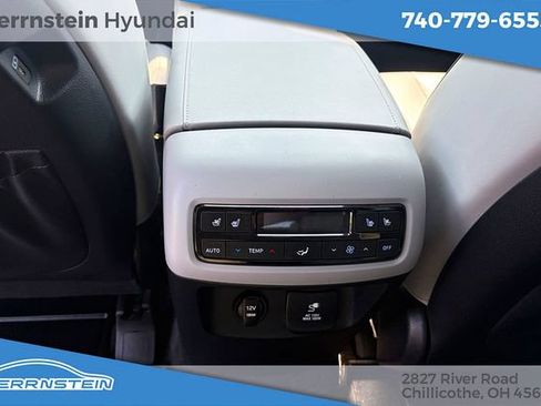 Used 2024 Hyundai Palisade SEL w/ Premium Package AWD/4WD image 12