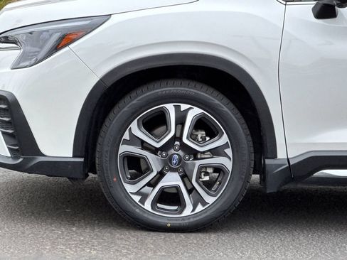 Used 2023 Subaru Ascent Limited w/ Technology Package AWD/4WD image 25