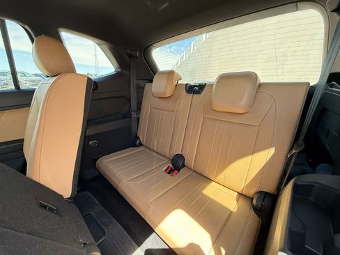 Used 2023 Volkswagen Tiguan SE FWD image 21