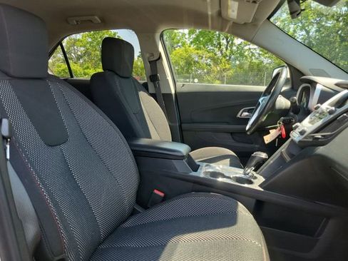 Used 2017 Chevrolet Equinox LT w/ Convenience Package FWD image 28