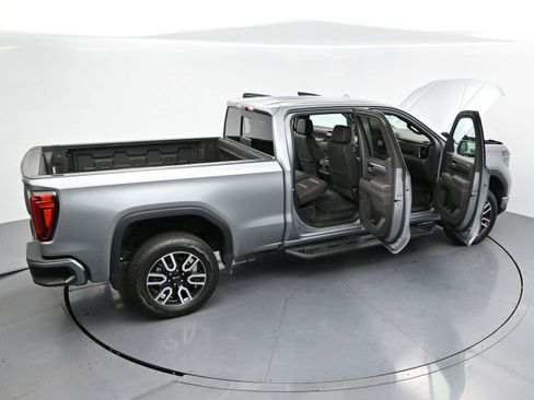 Used 2025 GMC Sierra 1500 AT4 w/ AT4 Premium Package AWD/4WD image 42