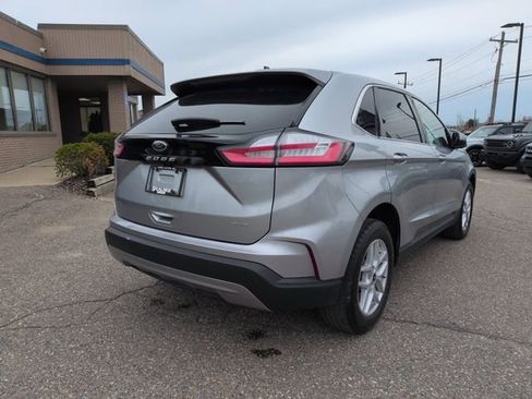 Certified 2023 Ford Edge SEL w/ Convenience Package AWD/4WD image 14