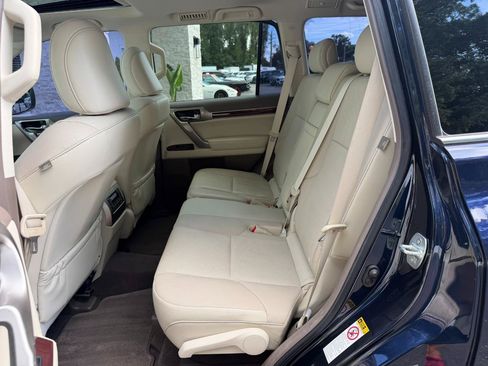 Used 2018 Lexus GX 460 Premium w/ Premium Package AWD/4WD image 41