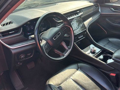 Used 2021 Jeep Grand Cherokee L Limited AWD/4WD image 11